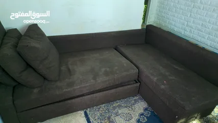  6 كورنار مديل امريكي وقابل تتخزين و ممكن يقلب سرير او مقعد مستعمل يحتاج الى صيانه