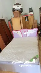  20 تخت مفرد ونص مع فرشه زنبركيه
