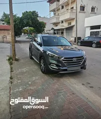  1 هيونداي توسان 2018 للبيع فقط