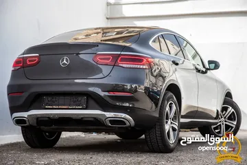  17 Mercedes Glc200 Coupe 2022 4matic السيارة بحالة الوكالة و قطعت مسافة 24,000 كم