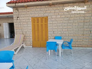  4 ايجارات في الساحل الشمالي قرية اللوتس شاليه صف ثاني بحر