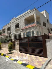  1 ڤيلا في منطقة طبربور بسعر مناسب