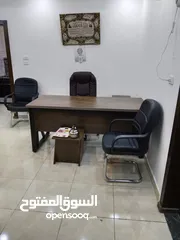  22 مكاتب مميزة  ارجل معدنية