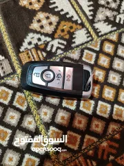  7 للبيع مفتاح فورد أصلي (بصمة) يعمل بنظام التشغيل الذكي (Keyless Entry & Push Start).