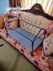  1 عربايات اطفال و مكنسه كهربائيه شغاله بحاله جيده ااااااااااااااااااا
