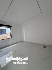 9 ارضي مع ترس في مرج الحمام قرب دوار المرزوق بتشطيب حديث