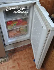  2 فريزر  شبه جديده نوع ناشونال اليكتريك موفره في الكهرباء انفيرتر
