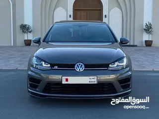  2 Volkswagen Golf R