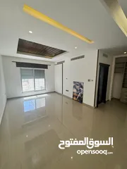  6 ميني فيلا متلاصقة فارغة للبيع أو للإيجار في عبدون-14132