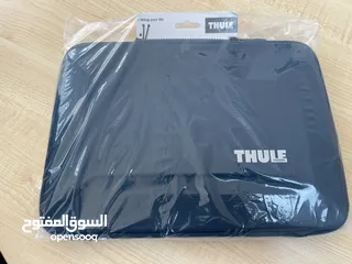  4 حقيبة مميزة للماك بوك 13 انش من شركة Thule السويدية الشهيرة