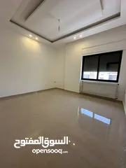  6 شقه فارغه لم تسكن للبيع  ـ  طريق المطار ـ النخيل