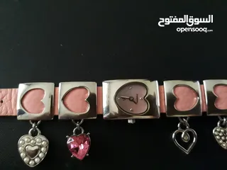  1 ساعة فوسيل وكيلها ابو شقره بحال الوكاله بربع سعر الوكيل وعد شرف اذا بتلقا مثلها بنفس السعرخذها بلاش