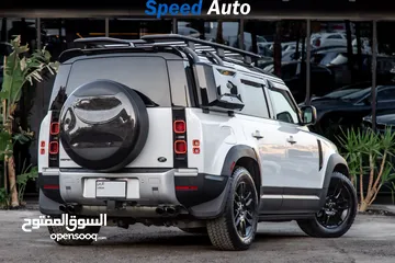  18 Land Rover Defender 2022 Gasoline Black edition