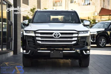  2 تويوتا لاند كروزر VX وارد وكفالة الوكالة 2023 Toyota Land Cruiser VX V6