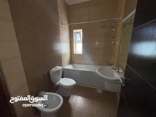  12 شقة غير مفروشة للايجار في دير غبار ( Property 38490 ) سنوي فقط