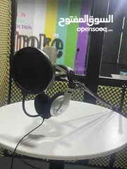  8 تصوير البودكاست فيديو اعلاني مونتاج  ستوديو كروما تسجيل صوتي انميشن موشن جرافيك سوشال ميديا