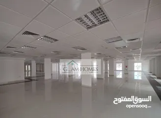  6 Showroom at a spectacular location(Shatti Al Qurum) Ref: 29H