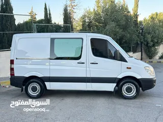  7 باص مرسيدس سبرنتر فان موديل 2011 شصي قصير بحاله ممتازه لون ابيض مميز مش بحاجه لأي نوم من الصيانه