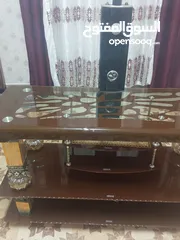  3 طاولة شاشة بحالة جيدة