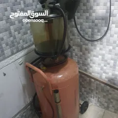  1 ماتور هواء وماكنة شفط زيوت