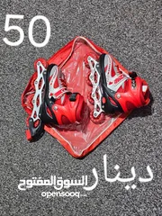  1 سكيت جديد لم يستخدم ابدا من امريكا هديه بس المقاس صغير  بلبس من 38 - 42 جديد باكيس