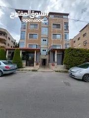  1 شقة طابق اول 4 نوم مجدده بلكامل خلف مطعم ورد بأقل سعر بلمنقطه