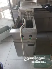  3 عدة مطعم شاورما للبيع بسعر مميز جدا العدة مستخدمة اشي بسيط