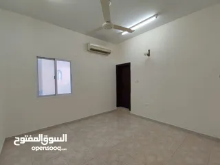  13 غرف للطلاب والشباب في الحيل الجنوبيه /مقابل صدليه بلقيس /
