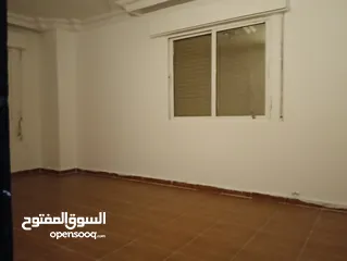  12 شقه للبيع عند مدرسه مريم بنت عمران