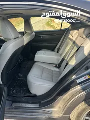  7 LEXUS ES300h