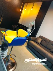  12 صالون رجالي للبيع في القويسمة