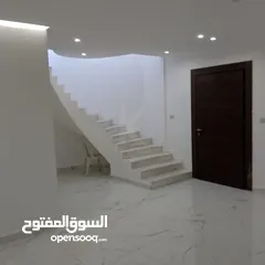  3 شقة فاخرة للبيع في ام اذينة مع تشطيبات حديثة