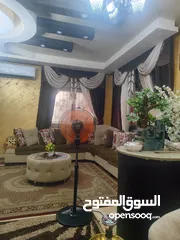  7 بيت منفصل مع حديقة للبيع بسبب السفر طولكرم شارع كتابا قرب حلويات البدر وجامع القيسي