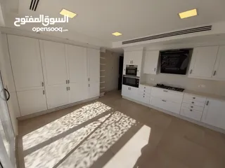  22 شقة غير مفروشة للإيجار 340م2 ( Property 17285 ) سنوي فقط