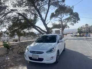  4 هونداي اكسنت فتحة سقف اصليه