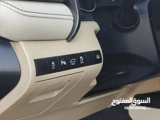  16 تويوتا كامري 2023 GLE كامله الاضافات صيانه الشركه.... قطعة مسافة 40 الف كم