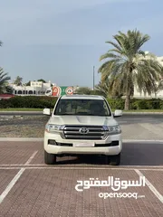  3 تويوتا الدفع الرباعي لاندكروزر GXR V6 2019