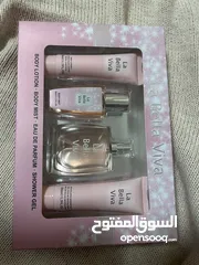 2 مجموعة عطور للصبايا