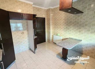 4 شقة  في منطقة مرج الحمام طابق اول 139م