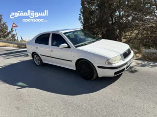  4 سكودا 2004 للبيع