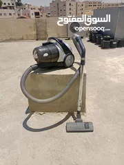  2 مكنسة كهربائية باناسونيك