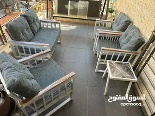  18 أثاث خارجي و حدائق