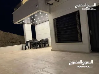  1 شقة مفروشة سوبر ديلوكس ارضي مع ترس اعلان رقم (R167)