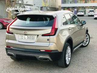  10 كاديلاك XT4 2022