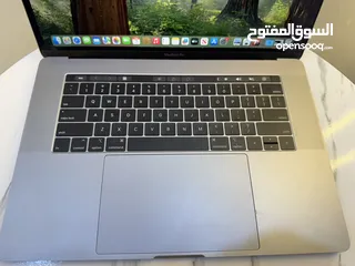  7 Apple MackBook Pro 2019