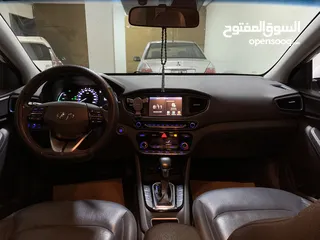  14 Hyundai loniq Hybrid 2016