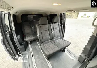  12 Mercedes Metris 2019