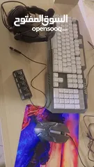  3 كيبورد وماوس مضيء RGB  + ماوس باد+ سماعة راس مع مايك + وصلة USB HUB + وصلة otg