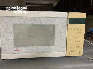  1 مايكرويف مكنسه كهربائيه مكتب اطفال مع كرسي