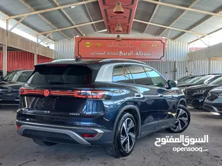  4 VOLKSWAGEN ID.6 PRO VIP 2023(فولكس فاجن )